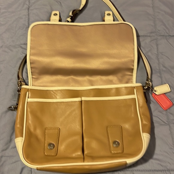 Vintage COACH Neapolitan Satchel!! Almost NEW!! very beautiful bag! Cross body - Picture 5 of 13